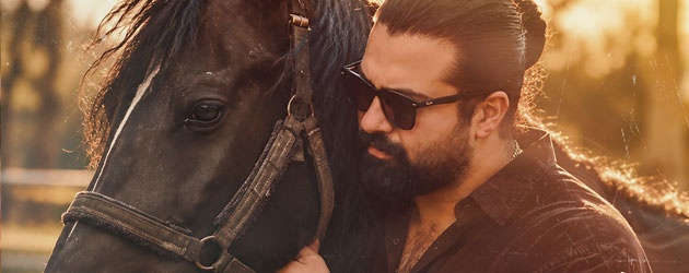 دانلود آهنگ پویان مخبری معجزه + متن آهنگ  ( کیفیت ۳۲۰ و پخش آنلاین ){