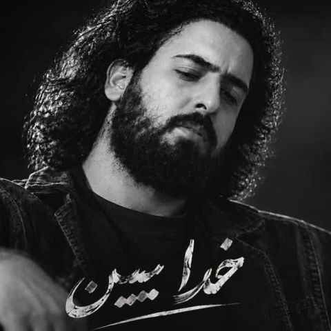 دانلود آهنگ هوش مصنوعی خماریت کشت دلمو یطوری که نگم وقتی پشت گوشی بوس میفرستی مگه تو خودت تو یه ذره عشقم جا من بذار میرم میگی بغلتو میخواد این تنم